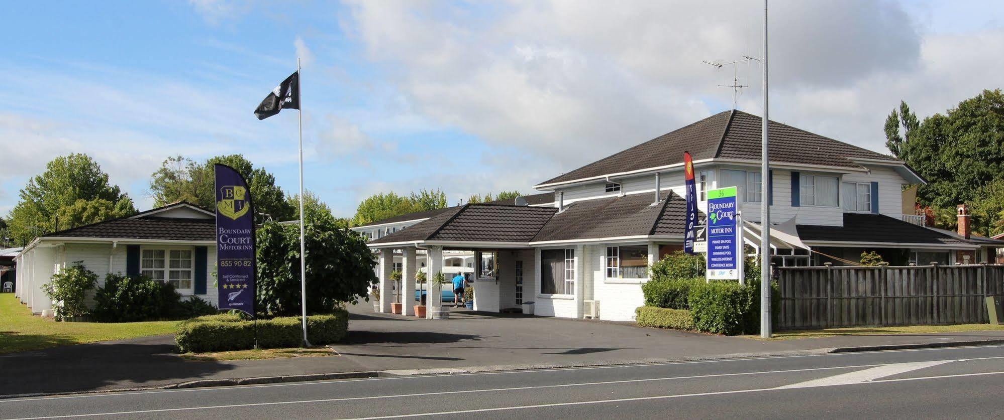 Boundary Court Motor Inn Hamilton Esterno foto